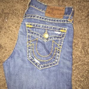 true religon jeans sz 31 distressed